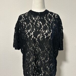 No. 6 Store: Elegant Black Lace Top